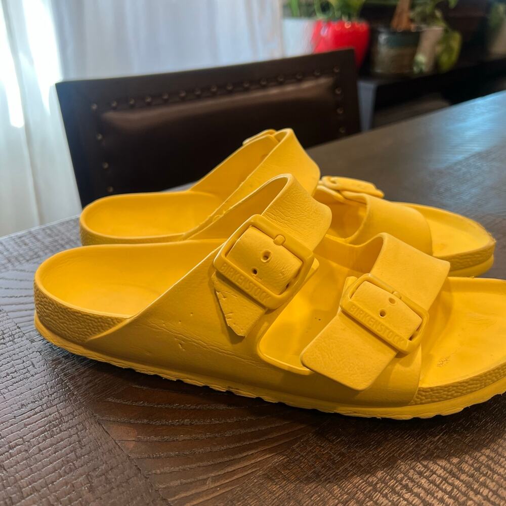Birkenstock yellow sandals women 8 men 6